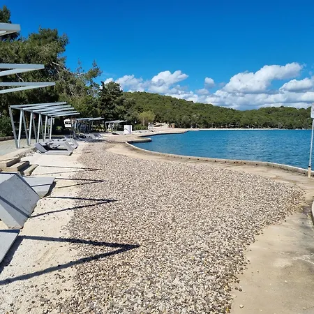 Mobile Sun Village , Otok Murter